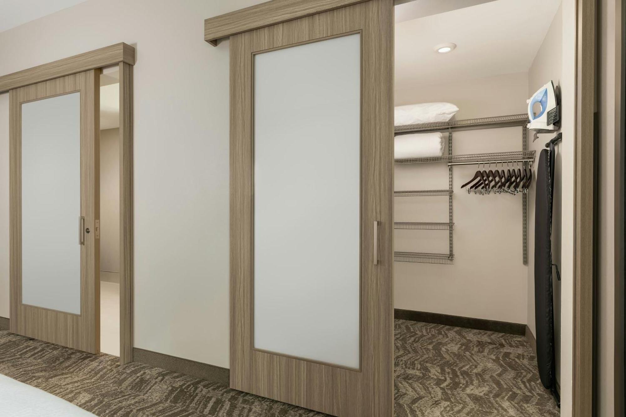 Springhill Suites By Marriott Fargo Ngoại thất bức ảnh